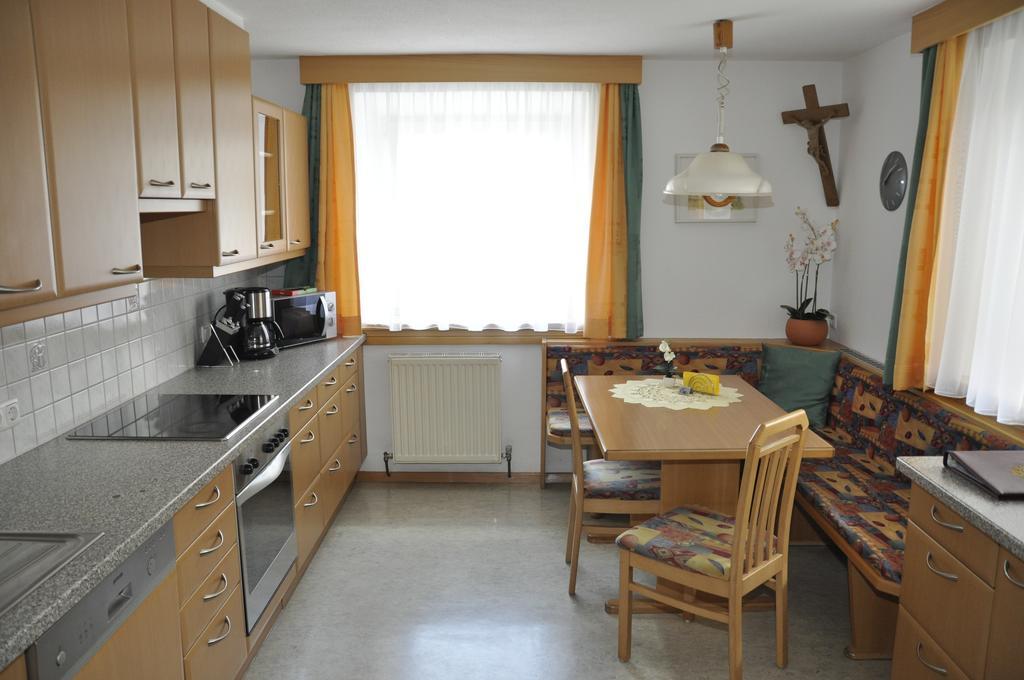 Flierelerhof Apartment Arzl im Pitztal Bilik gambar